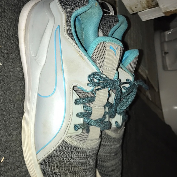 Puma running shoes - Picture 2 of 4